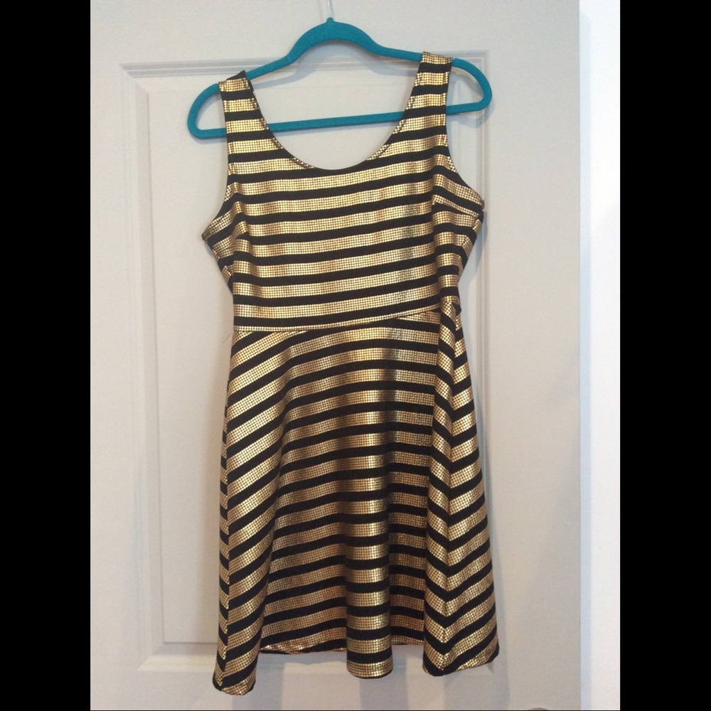 Fun cocktail party dress!